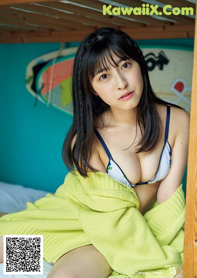 Tsukine Takeuchi 竹内月音, Young Magazine 2021 No.01 (ヤングマガジン 2021年01号) No.5cce01